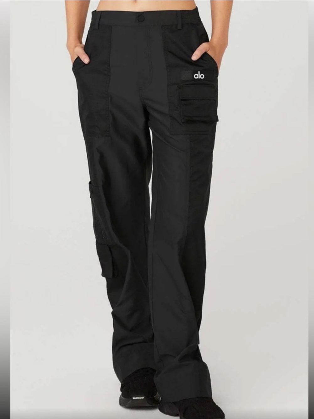 ALO Yoga Blaze Black Utility Cargo Pants S Small Track Pants Ankle Snaps